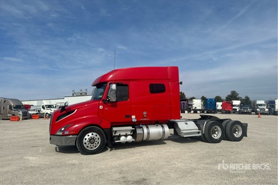 2019 Volvo VNL 6x4 T/A Sleeper Truck Tractor