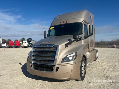 2019 Freightliner Cascadia 126 6x4 T/A Sleeper Truck Tractor