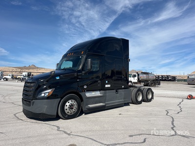 2022 Freightliner Cascadia 126 6x4 T/A Sleeper Truck Tractor