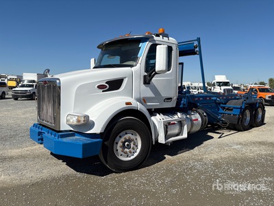 2018 Peterbilt 567 6x4 Roll-Off Truck