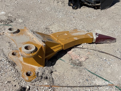 2025 R320 Excavator Ripper - Fits Cat 320 (Unused)