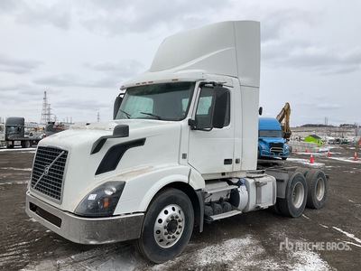 2018 Volvo VNL 6x4 T/A Day Cab Truck Tractor