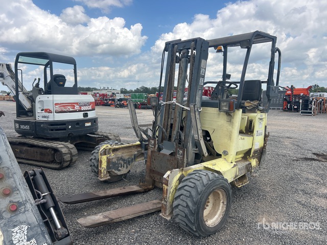 2006 Moffett M50 5000 lb 3x3 Truck Mounted Forklift (Inoperable)