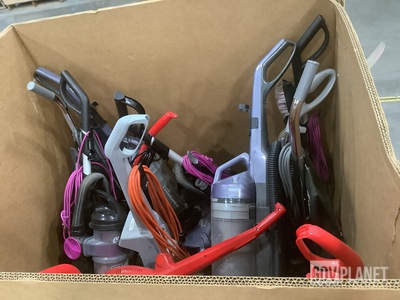 (14) Vacuum Cleaners