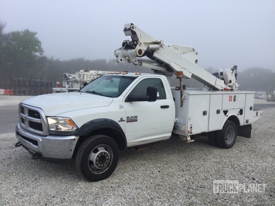 2017 Altec AT41M 40 ft on 2016 Ram 5500 RAM 5500 Heavy Duty 4x4 Bucket Truck