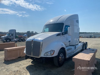 2019 Kenworth T680 6x4 T/A Sleeper Truck Tractor