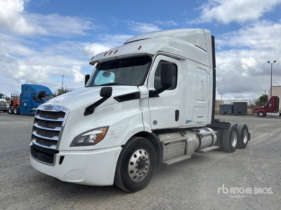 2019 Freightliner Cascadia 116 6x4 T/A Sleeper Truck Tractor