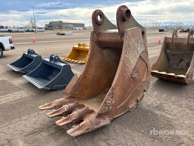 Hensley 46 in Digging دلو حفارة - Fits Komatsu PC800