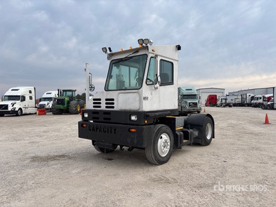 2014 Capacity TJ5000 4x2 Spotter Truck