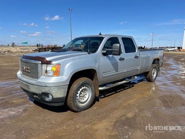 2011 GMC Sierra 3500 Hd 2011 GMC Sierra 3500Hd Sle 4X4 Crew Cab Pickup