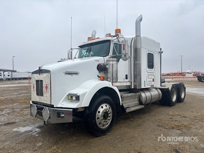 2010 Kenworth T800 6x4 T/A Sleeper Truck Tractor (Inoperable)