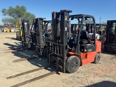 2017 Utilev 4800 lb Cushion Tire Wózek widłowy