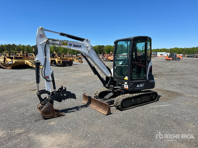 2018 Bobcat E32i Mini Excavator