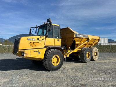 2013 John Deere 300D Camión Dumper Articulado