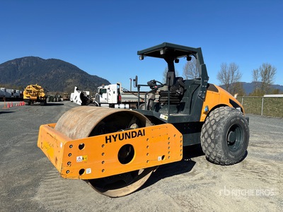 2021 Hyundai HR110C Smooth Drum Compactor
