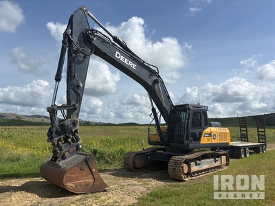 2021 John Deere E300 LC Tracked Excavator