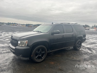 2013 Chevrolet Suburban LTZ 4WD SUV