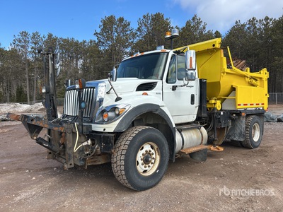 2011 International 7600 4x2 S/A Dump Truck