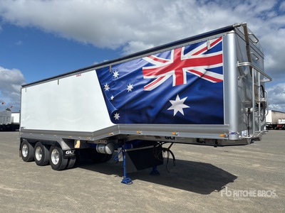 2023 GLT 10 m Tri/A Step Deck End Dump Trailer