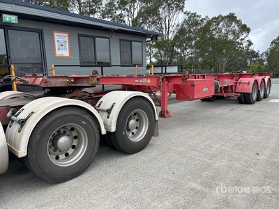 2006 Haulmark مقطورة حاويات