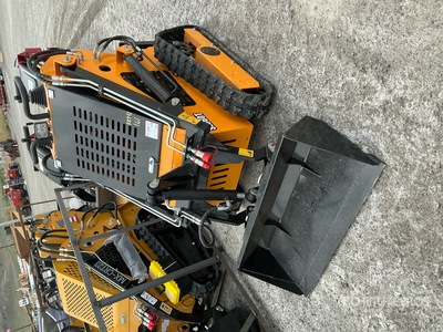 2026 SDLOOL SL360T Minicargadora (Unused)