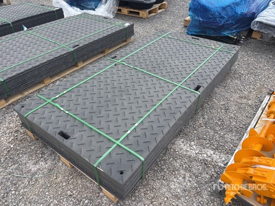 Quantity of (12) 2026 SKLP SK-LJB12 Polyethylene Sheet Ground Protection Mats Varios, tienda, almacen, consumidor (Unused)