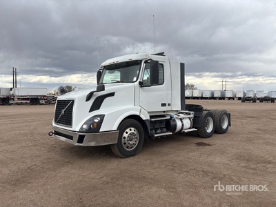 2016 Volvo VNL 6x4 T/A Day Cab Truck Tractor