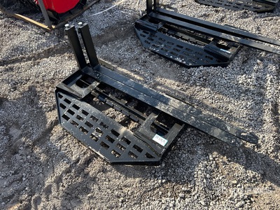 2026 GIYI GY-DHC 60 in Skid Steer Forks (Unused)