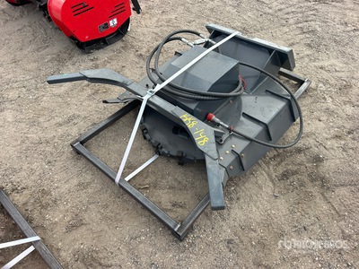 2026 GIYI GY-MDM50 33 in Mini Skid Steer Mulcher (Unused)