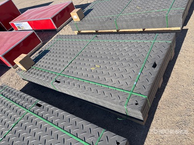 Quantity of (12) 2026 SKLP SK-LJB12 Polyethylene Sheet Ground Protection Mats Varios, tienda, almacen, consumidor (Unused)