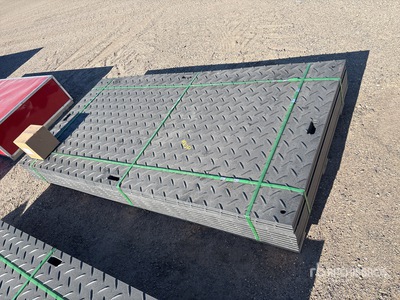 Quantity of (12) 2026 SKLP SK-LJB12 Polyethylene Sheet Ground Protection Mats Varios, tienda, almacen, consumidor (Unused)