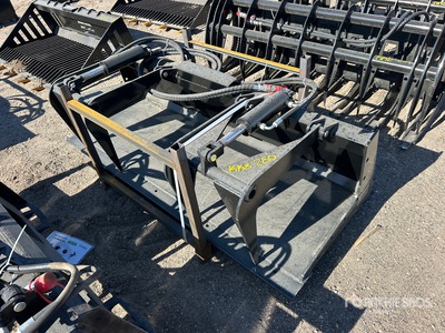 2026 GIYI GY-PG72 72 in Skid Steer Grapple Bucket (Unused)