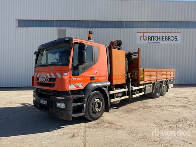 2009 Fassi F150A.23 6000 kg on 2009 Iveco Stralis 420 6x2 Camion Plateau Avec Grue 6x2 Platte vrachtwagen met kraan