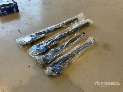 Quantity of (4) 2 x 36" & 2 x 48" Pipe Wrench (Unused)