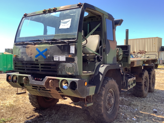1998 Stewart & Stevenson M1083 MTV 6x6 Cargo Truck