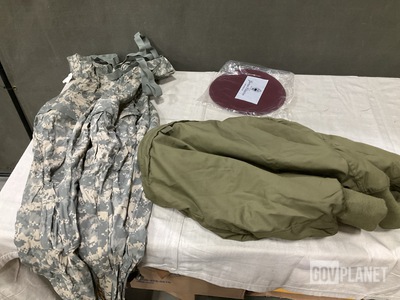 (70) Men’s Berets, (29) Pairs of Cold Weather Trousers & Assorted Items