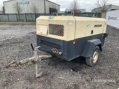 2005 Doosan 771 7.1 m3/min Mobile ضاغط هوائي