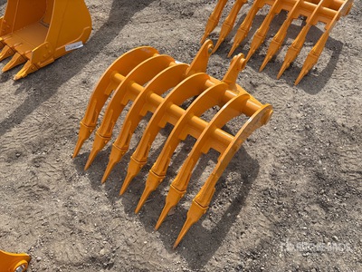 2026 GIYI 32 in Excavator Rake - Fits Cat 305 (Unused)