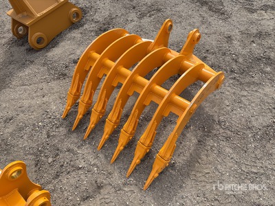 2026 GIYI 32 in Excavator Rake - Fits Cat 305 (Unused)