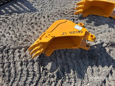 2026 GIYI GY-BK 12 in Excavator Bucket - Fits Cat 305 (Unused)