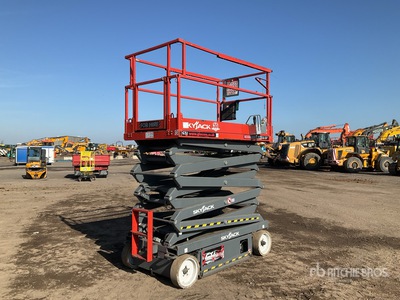 Skyjack SJIII 4632 Electric Scissor Lift