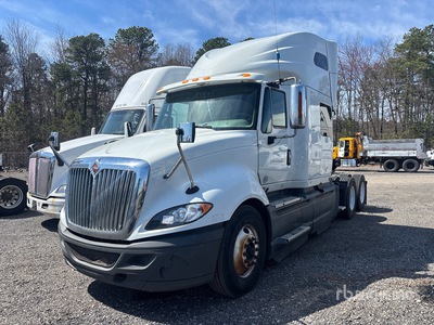 2016 International ProStar+ 6x4 تراكتور شاحنة كابينة النوم (ثنائية المحور)