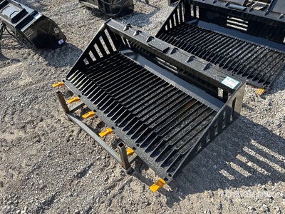 2026 GIYI GY-RB66 66 in Skid Steer Bucket (Unused)