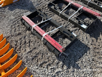 2026 GIYI GY-BF47 47 in Skid Steer Bale Spear (Unused)
