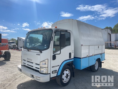 2014 Isuzu NPR-HD 4x2 Utility Truck