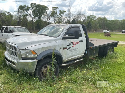2012 Dodge 4500 4x2 Platte vrachtwagen (Inoperable)