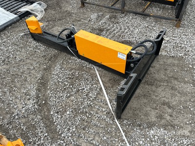 2026 GIYI GY-HLS82 Skid Steer Log Splitter (Unused)