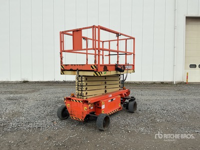 2014 Holland Lift HL-11816 Electric Scissor Lift