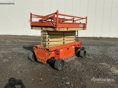 2014 Holland Lift HL-11816 Electric Podnośnik nożycowy