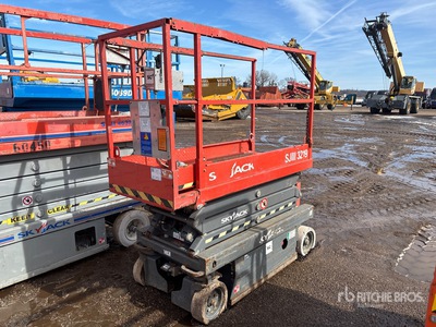 2017 Skyjack SJ 3219 Electric Scissor Lift